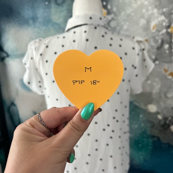 Polka dot blouse with tie at neck - Picture 5 of 7